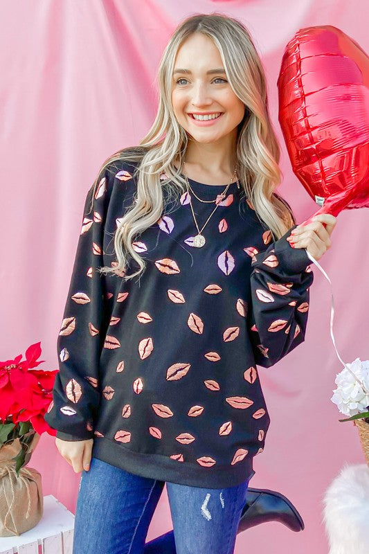 💋 Kiss Pink Foil Allover Print Pullover Sweatshirt: Bold & Trendy! ✨