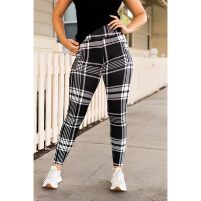 Street Smart Plaid Leggings – Black & White Check