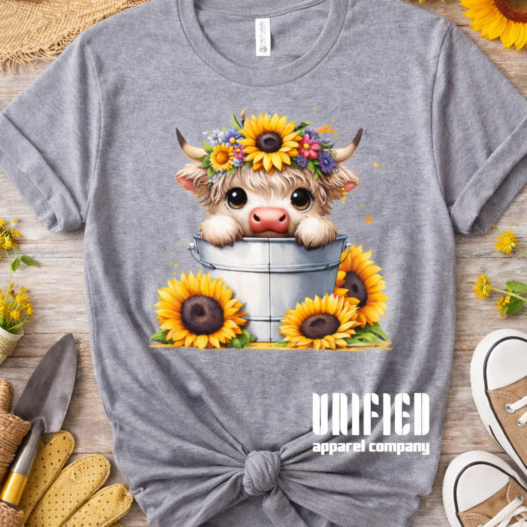 Sunflower Highland Cow Tee – Cozy Country Floral Graphic Shirt