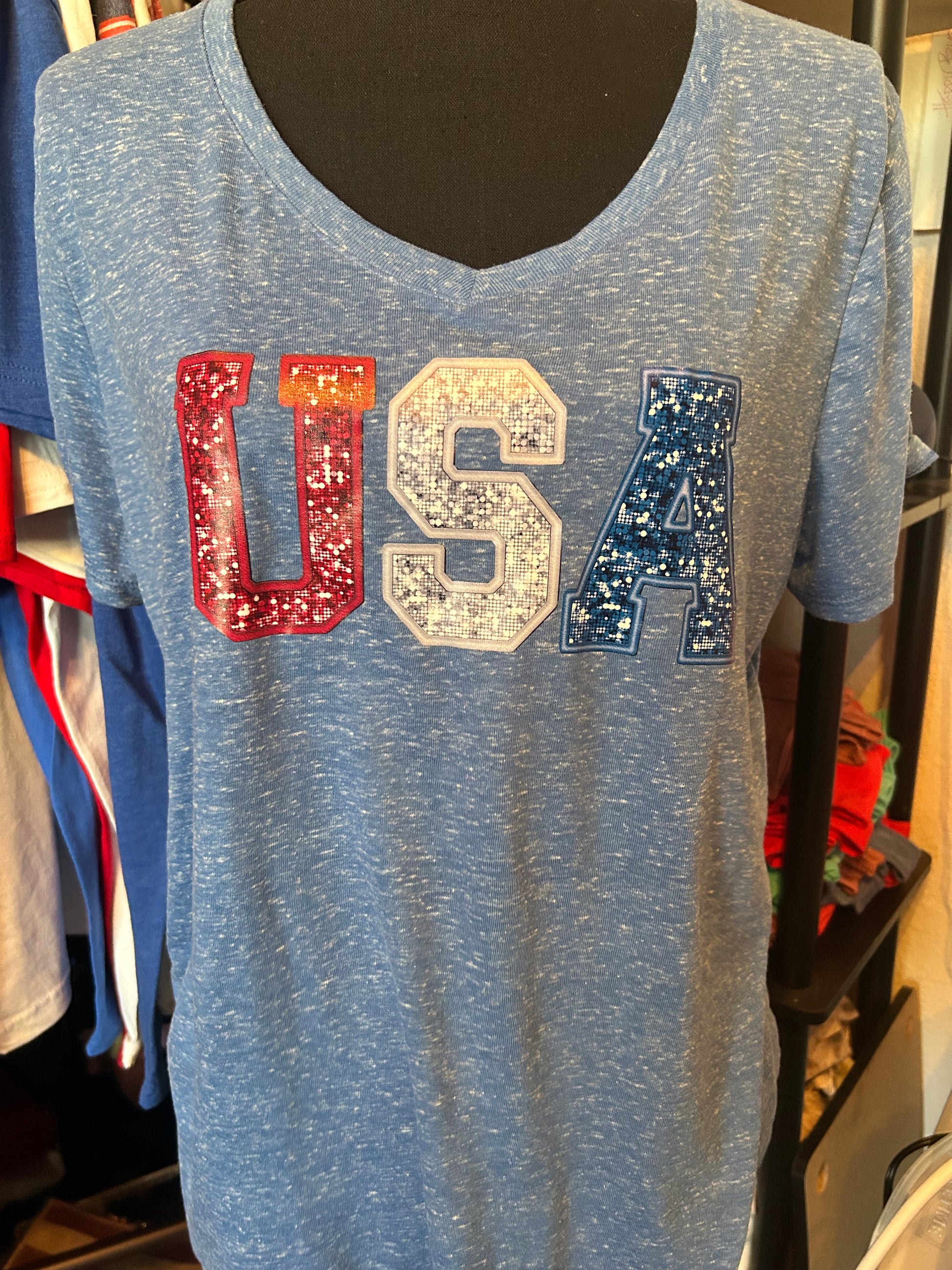 USA Faux Sequin Glitter Tee 🇺🇸✨ - Size LARGE