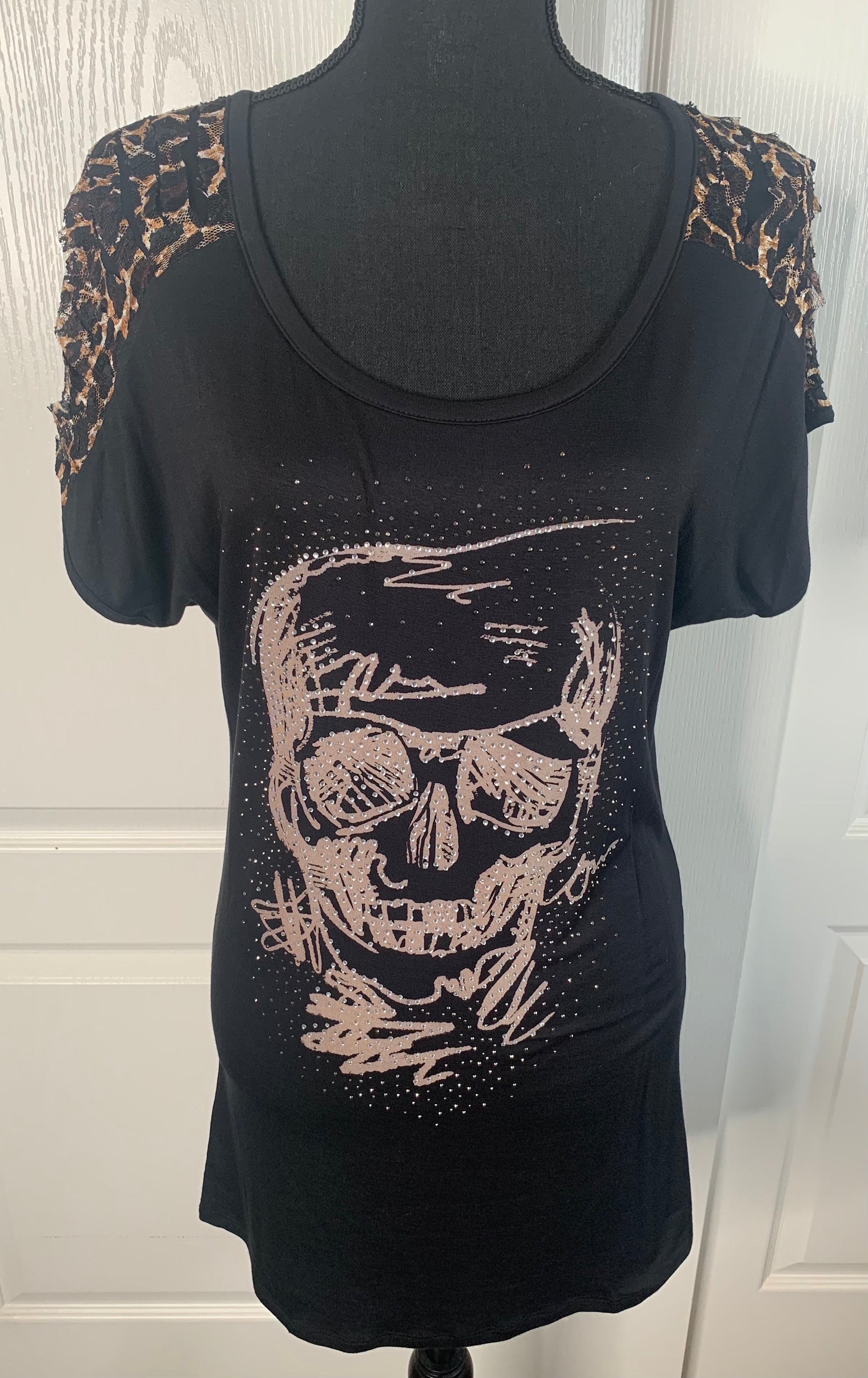 Savage Spark Skull Tee – Black with Leopard & Stud Detail