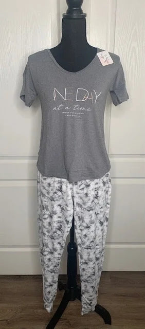 “One Day at a Time” Lounge Set – Gray & Marble Tie-Dye