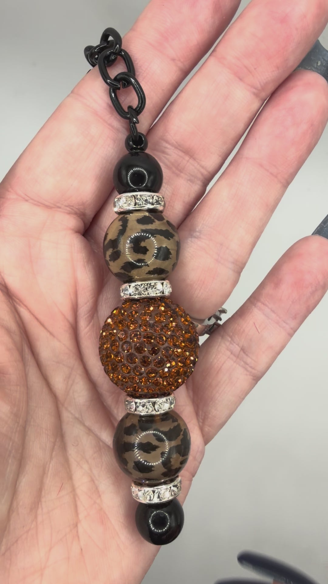 🐆 Leopard & Amber Sparkle Beaded Keychain